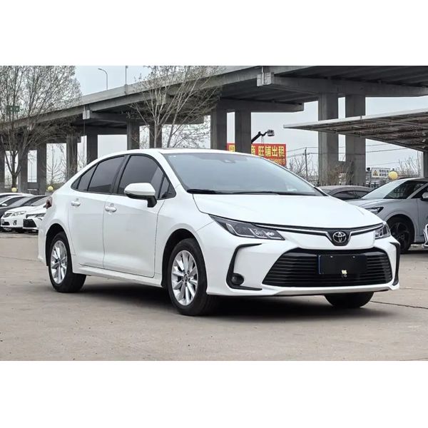 2021 Popular Selling New Petrol Car Toyota Corolla Cross CVT Pioneer Performance Chinese Petrol Vehicles 5 Seat Car Petrol Sedan