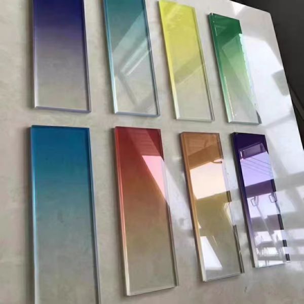 Clear 2mm Sheet Graded Laminated Glass Balustrade Panel System