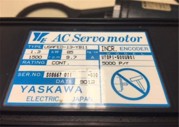 MODELO UT0P1-500UB01 1500 RPM 9,7 A AMPÈRE do SERVO MOTOR De YASKAWA USAFED-13-YB11 1.3KW
