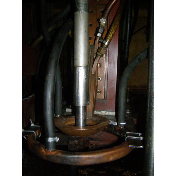 Подгонянный высокочастотный вал индукции твердея машину 60КВА 30-80КХЗ инструмента