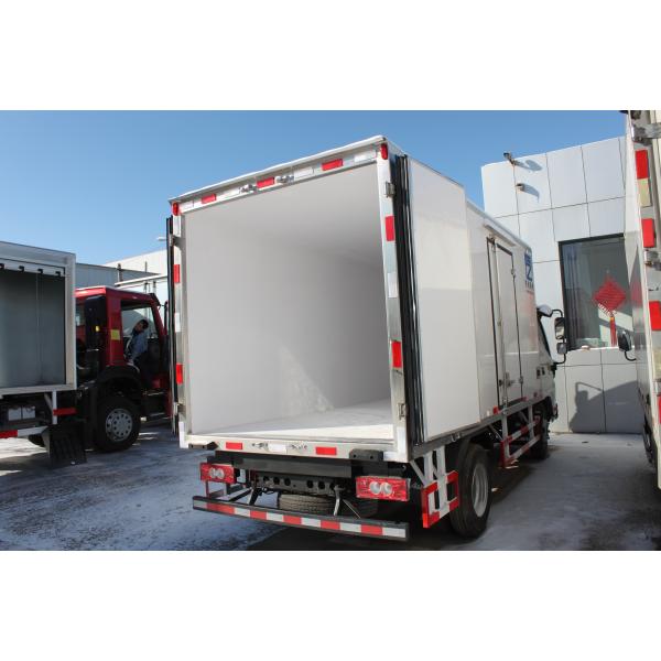 Foton Aumark Special Car Refrigerator Box Freezer Truck 4x2 wheels for best heat insulation