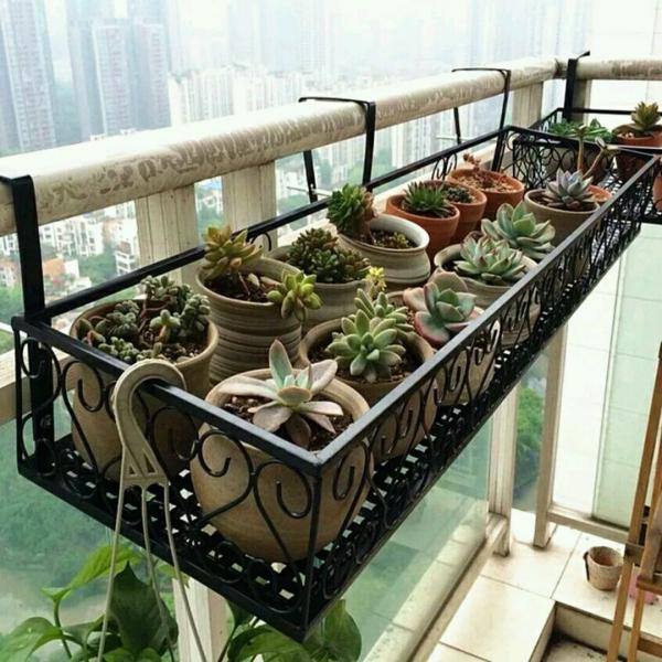 Wrought Iron Hanging Balcony Plant Pots , 30cm Length Balcony Plant Pot Holders