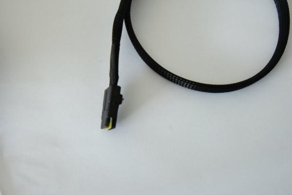 Sff-8087 to Sff-8087 Compact and Versatile Wire to Board Connectors for High-Density Applications