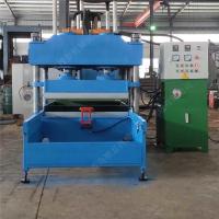 Machine de recyclage de pneus pour fabriquer des briques / carreaux en caoutchouc