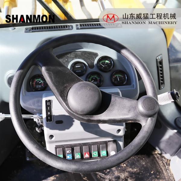 5 Ton Popular Wheel Loader Versatile Machine ISO9001 With 4 Wheel Drive