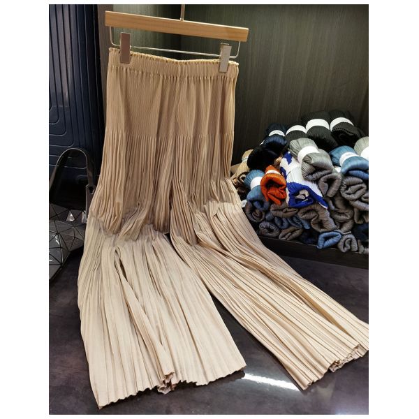 Nice Fashion Simple Pleated Suit Women's New Autumn Simple Design Pleated Top Wide Leg Pants Two-piece Set