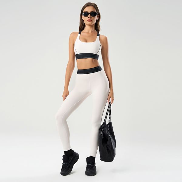 White Black Contrast Yoga Sports Bra and Leggings Set High Waisted Moisture Wicking
