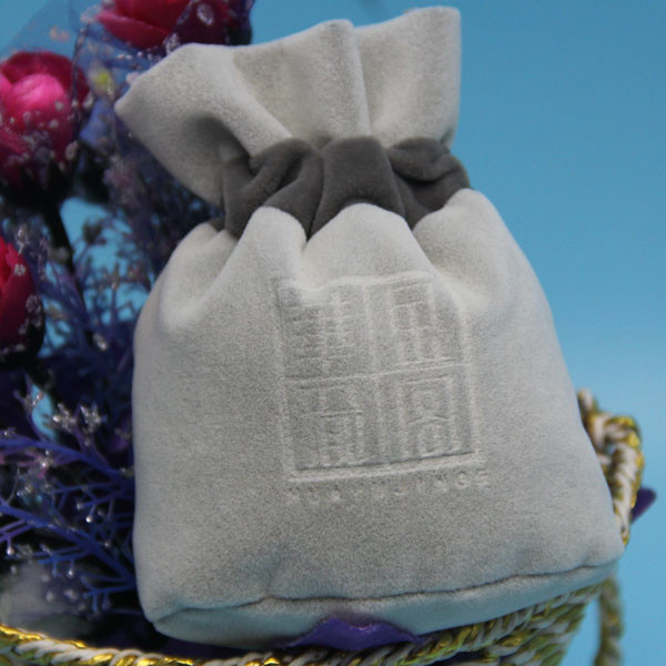 Customized Size Round Bottom Embossed Velvet Drawstring Bag