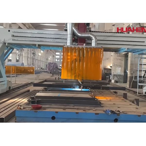 Fully Customizable Special Application Tailored Teaching Free Welding Robots