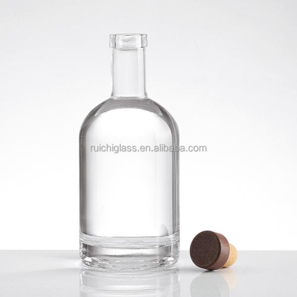 Garrafas de vodka de alta qualidade de 500 ml e 750 ml com vidro e rolhas de super-flinta