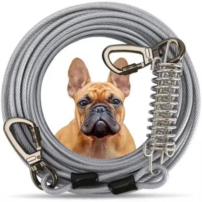 Laisse de câble d'attache avec ressort métallique durable, corde de traction en fil d'acier à double extrémité et revêtement de colle pour chiens en extérieur