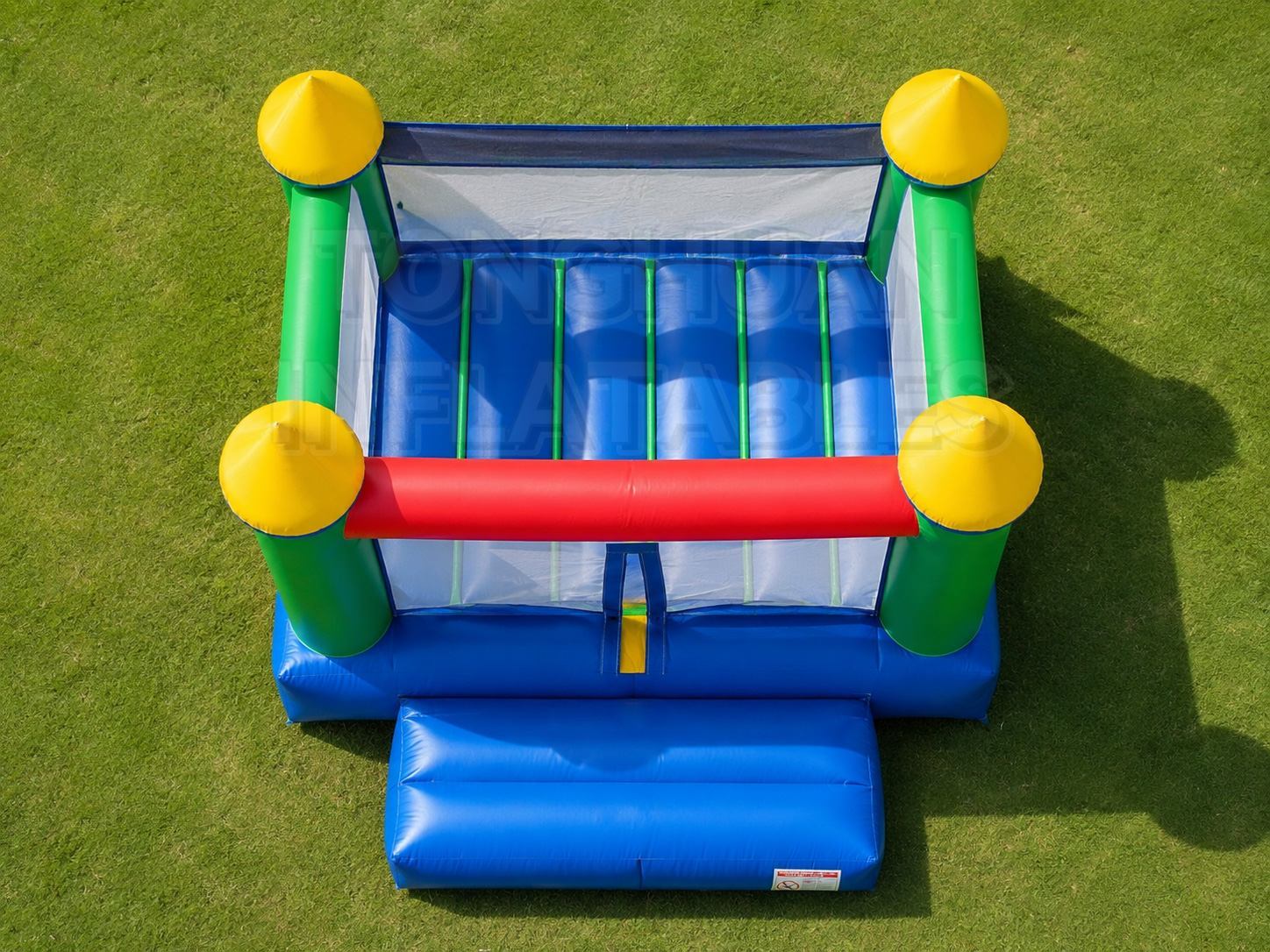 Large Outdoor Inflatable Castle Bouncer for Children Parties Family Events Play Centers and Rentals Use