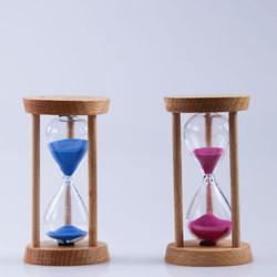 Three Pillar Wooden Hourglass Customized Antique Sand Timer for Gift