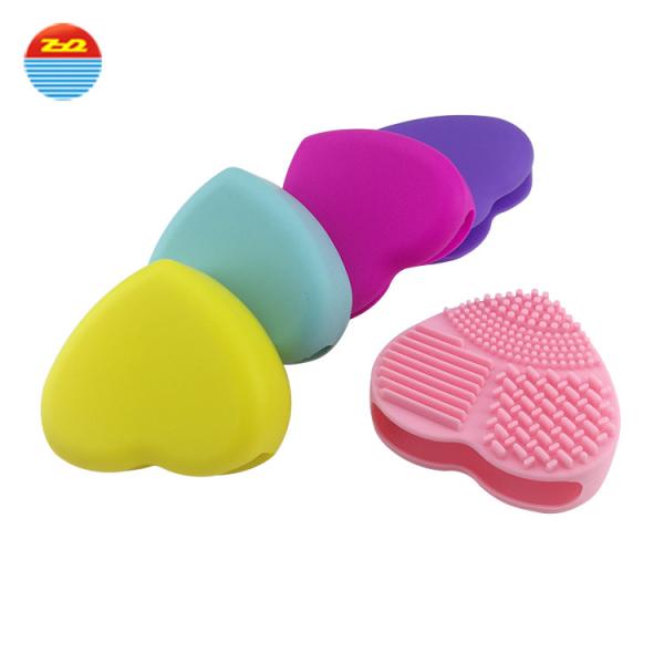 Heart - Shaped Food Grade Silicone Makeup Tool Compact In Size And Very Cute Design