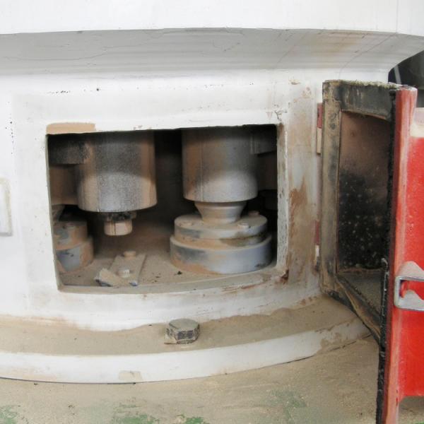 Yamei 7×2.8×4.3m 45kw Fine Powder Grinding Machine