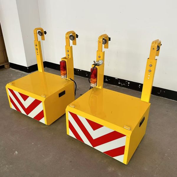 Traffic Yellow Crash Proof Truck Mounted Attenuator