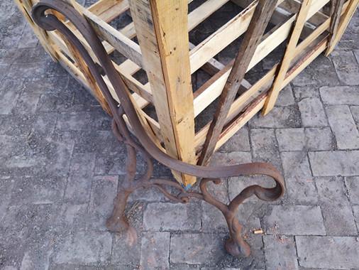 Custom Outside Wrought Cast Iron Bench Ends / Cast Iron Garden Furniture