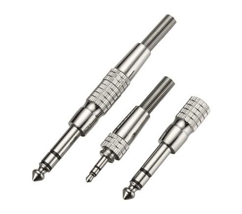Microphone connector audio adaptor