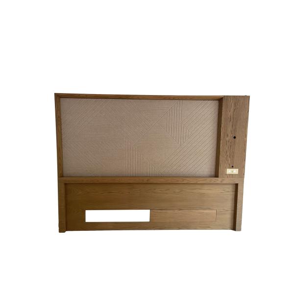 Solid Wood Modern Freestanding Bedroom Furniture With Soundproof Sponge