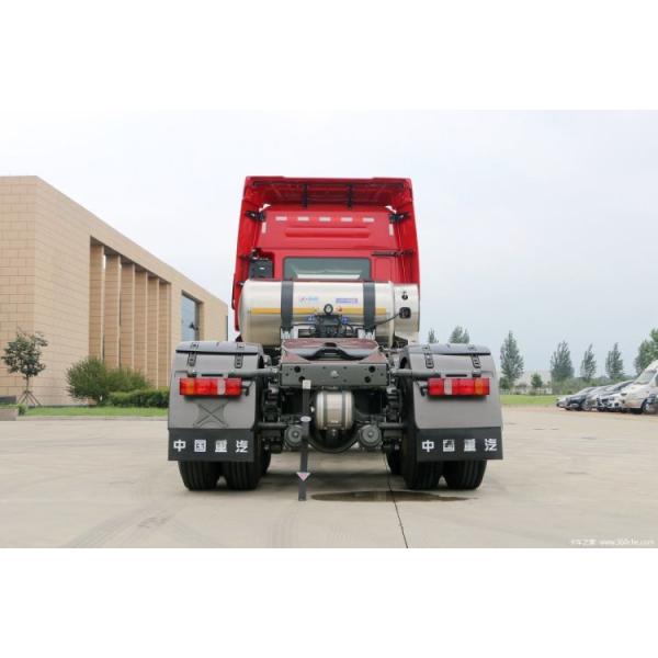 EURO 5 Manual Transmission SinotruK Haohan N7G 4*2 6*4 CHG LNG Special Truck Traction