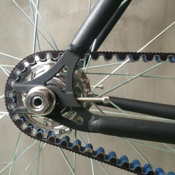 21 Speed Gears CDX Belt Drive 700C Chainless Bicycle for Eco-Friendly Transportation