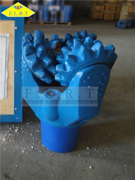 IADC 435 Tricone Roller Bit Sealed Roller Bearing For Construction Equipment