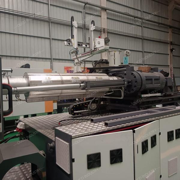 PVC Plastic Crate Making Machine 300 Ton Advanced Injection Molding