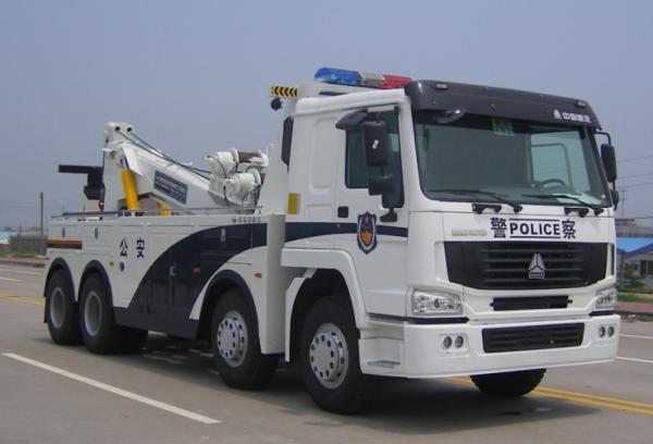 Colorful Heavy Duty Wrecker , Special Purpose Truck For Road Recovery