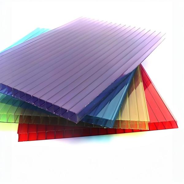 La feuille creuse en polycarbonate PC anti-UV pour une résistance à la traction élevée et une résistance au feu de classe B1