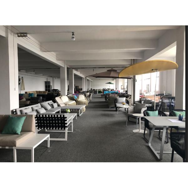 Function Mail Packing HDPE Blow Molded Plastic Round Banquet Folding Table for Function