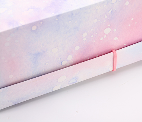 Caja de regalo de papel de lujo plegable del cuadrado de encargo de la impresión con la cinta