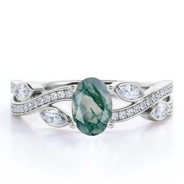 Кроссовер над форменным непрозрачным Milky обручальным кольцом агата мха зеленым в филигранном обручальном кольце 18K