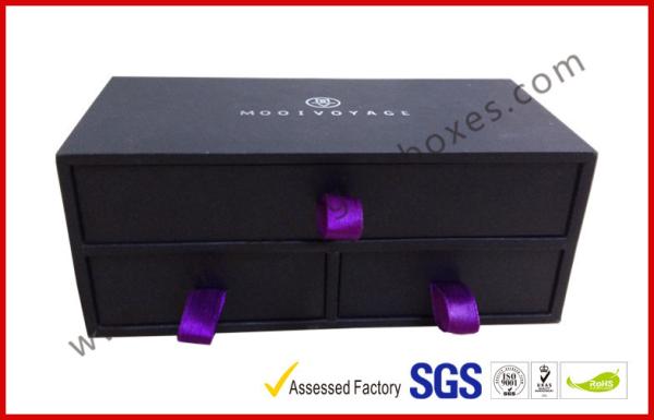 Embossed Stylish Jewelry Apparel Gift Boxes , Rigid Gift Boxes with Lids