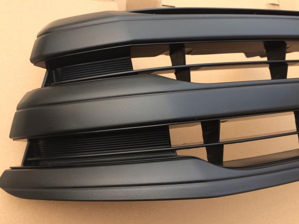 Toyota New Hilux Revo 2015 2016 OE Peças sobressalentes Grelha frontal cromada e preta