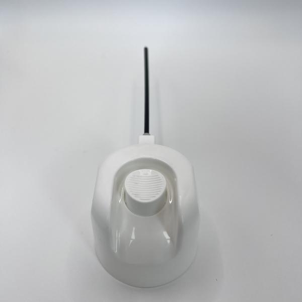 Low-Temperature Resistant Trigger Cap for Frozen Fluid Bottles with Anti-Cracking Feature
