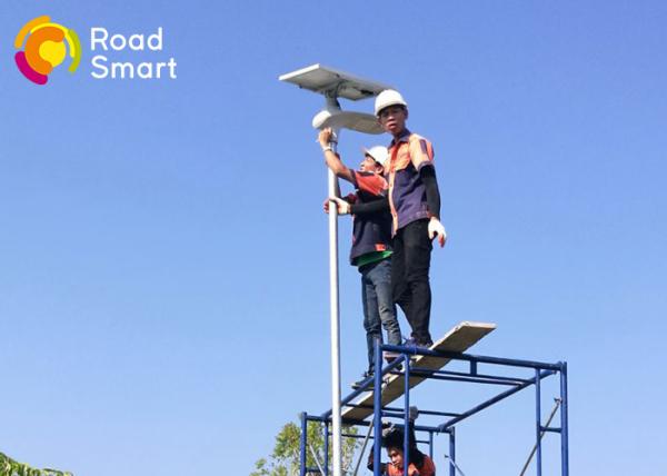 Aluminum Alloy Led Based Solar Street Lighting System With Lithium Battery