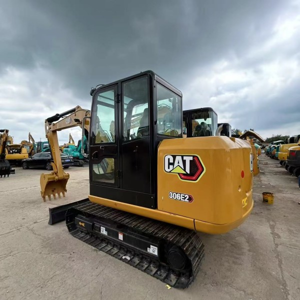 Lower Price CAT306E CAT306E2 CAT306D Used Crawler Excavator Japan Second Hand Hydraulic Excavator Used Excavator for Sale