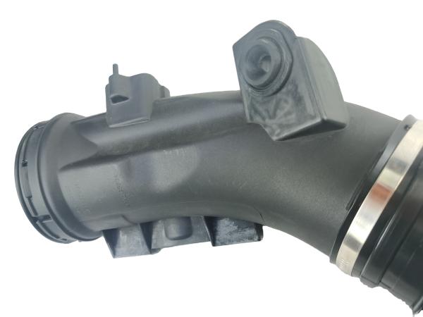 13717607941 manguera de admisión de aire con turbocompresor para BMW X1 E84 xDrive20i dentro de SQCS OEM