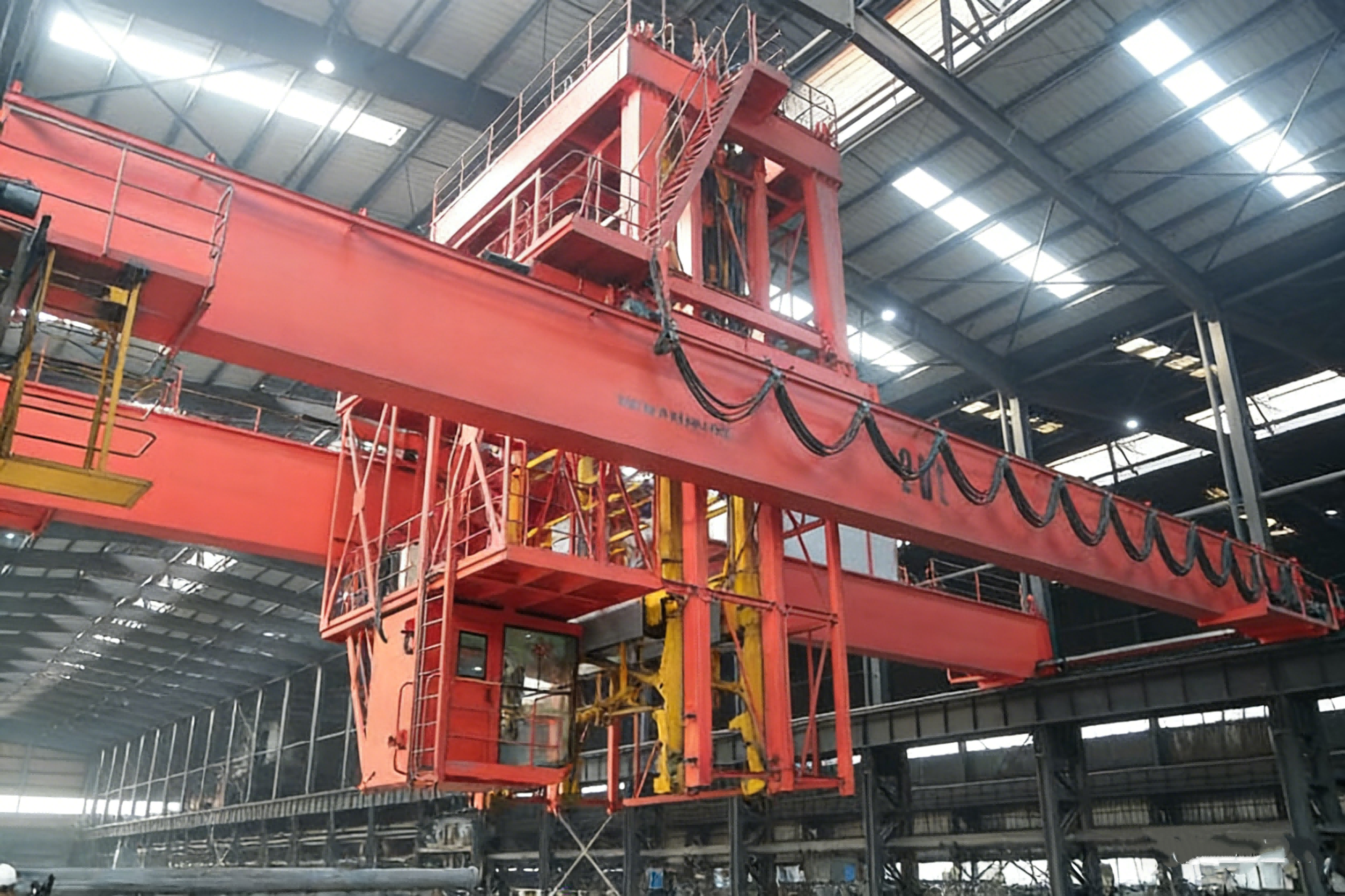 Zehua Heavy Duty Anode Carbon Block Stacking Overhead Crane with Motor Engine PLC & Gear Customized for Carbon Plant & Potroom