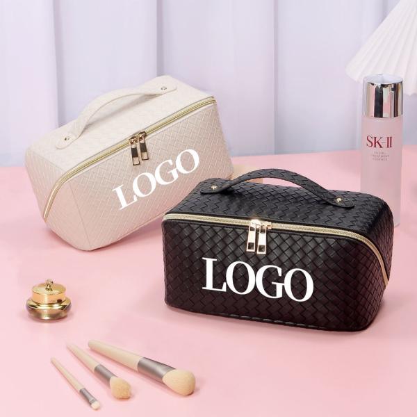 Customized New Arrival Luxury Portable Pu Large White Leather Travel Toiletry Storage Makeup Cosmetic Bags With Logo