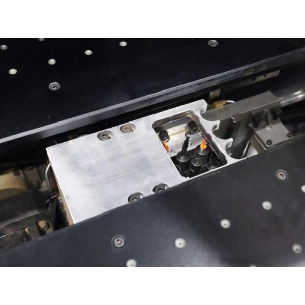 (, который 6-встали на сторону) МАШИНА РАСТОЧКОЙ CNC 2 РАБОЧИХ МЕСТ HB642P