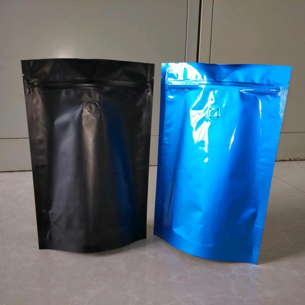 Black Matt aluminum foil coffee bag with factory price and Valve