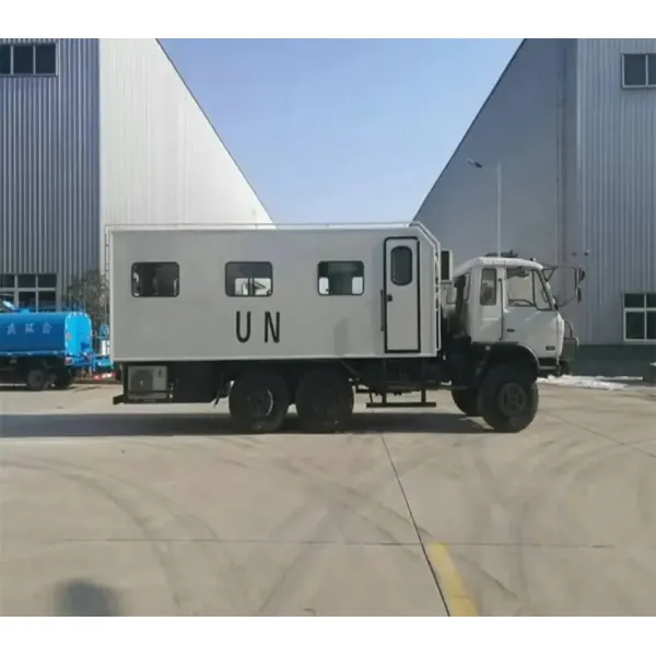All Drive 4X4 Desert Personnel Carrier for Rugged Terrain