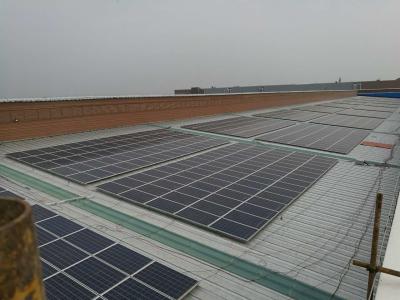 Alumínio 6005-T5 dos sistemas da montagem do telhado do painel 15° solar com paisagem alta da estabilidade