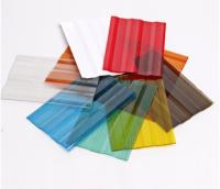 Couleurs adaptées aux besoins du client par feuille matérielle de relief et ondulée de polycarbonate de 100% PC