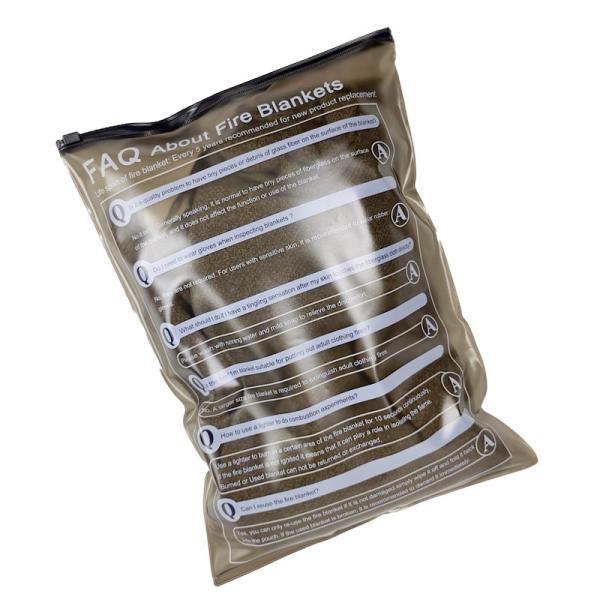 Eco Friendly Tear Resistant Plastic Zipper Bags For Clothing Packaging