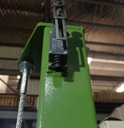 4 post parking hoist