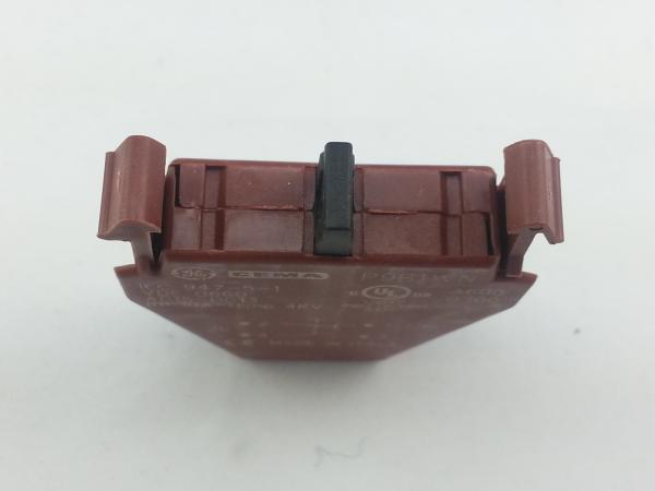 Cema P9b11vn Bloco de contacto para cortador GT7250 S7200 Partes de máquinas têxteis 925500575