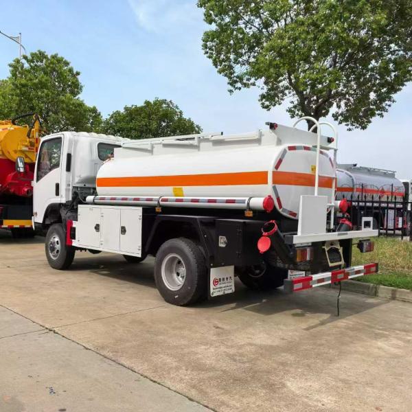 ISUZU 4*2 4*4 Mobile Petrol Bowser Vehicle