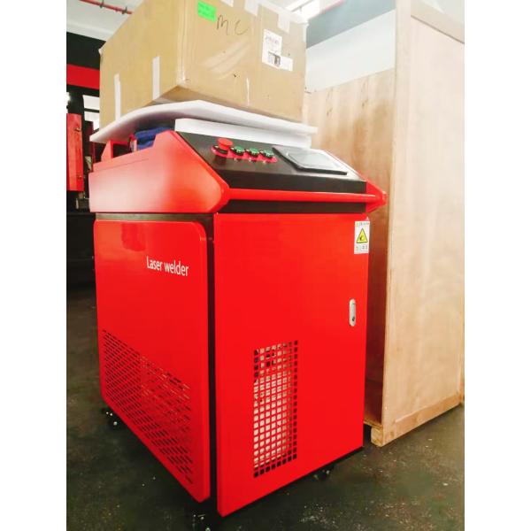 Ce Provided Fiber Laser Rust Removal Machine for Cleaning Rusty Metal 1000w 1500w 2000w
